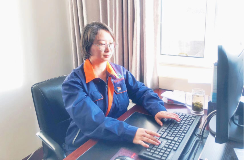 省物產(chǎn)集團(tuán)黨務(wù)工作者、先進(jìn)模范持續(xù)熱議黨的二十大精神（二）